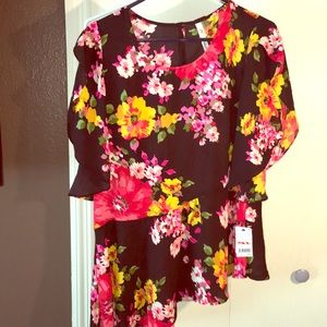 New with tags women’s medium blouse.